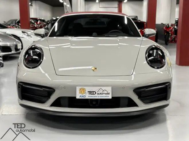 Porsche 911 992 Targa Carrera 4 GTS Akrapovic 480cv  de 2024