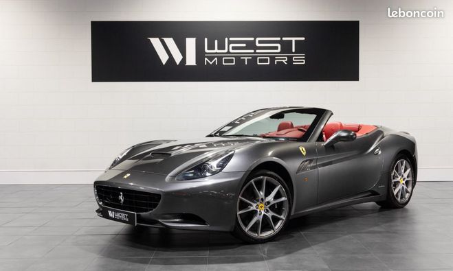 Cliquer pour voir la photo suivante Ferrari California 4.3 V8 460 ? IMMAT France Sellerie Dayto Gris de 2010