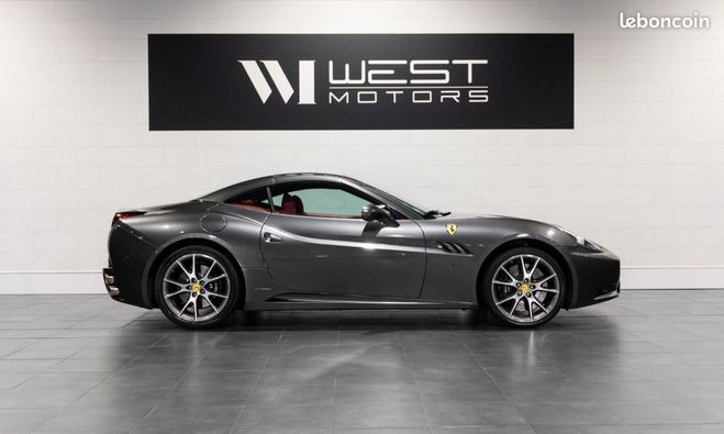 Ferrari California 4.3 V8 460 ? IMMAT France Sellerie Dayto Gris de 2010