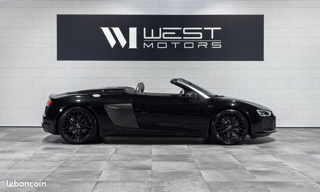 Audi R8 Spyder V10 5.2 540 ? Franaise Carbone B Noir de 2016
