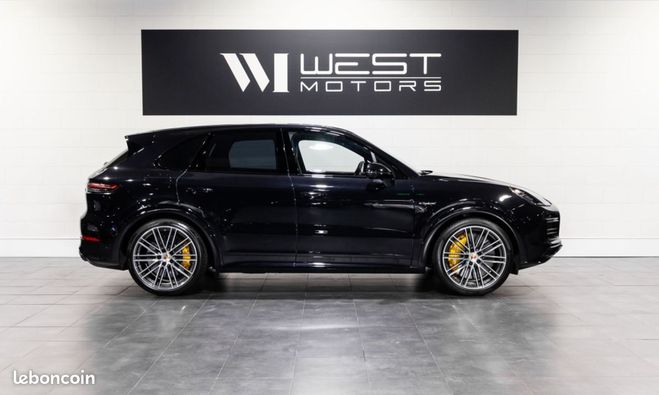 Porsche Cayenne Turbo S Hybrid 680 ? 1MAIN FRANAIS Rou Noir de 2022
