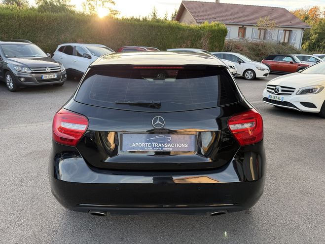 Mercedes Classe A 180 SENSATION 7G-DCT NOIR de 2014
