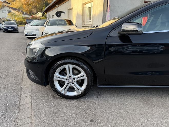 Mercedes Classe A 180 SENSATION 7G-DCT NOIR de 2014