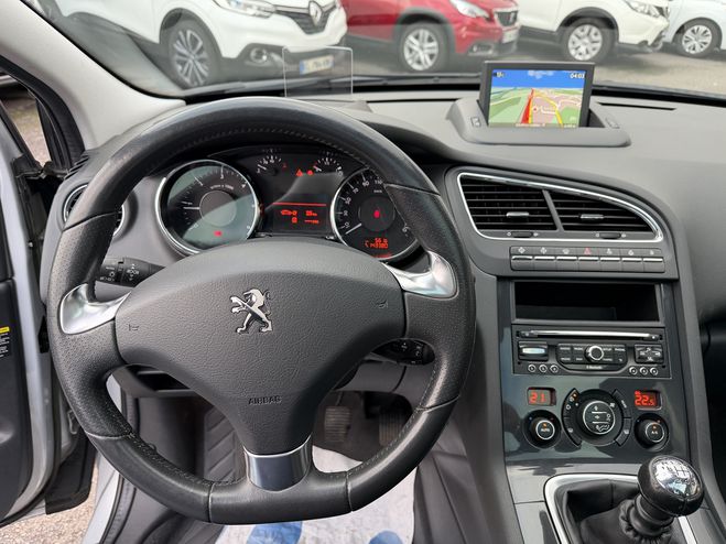 Peugeot 5008 1.6 HDI115 FAP ALLURE 7PL GRIS C de 2012