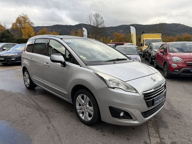 Peugeot 5008 1.6 HDI115 FAP ALLURE 7PL GRIS C de 2012