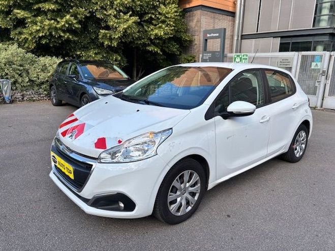 Cliquer pour voir la photo suivante Peugeot 208 1.5 BLUEHDI 100CH S&S ACTIVE 5P EURO6C BLANC de 2019