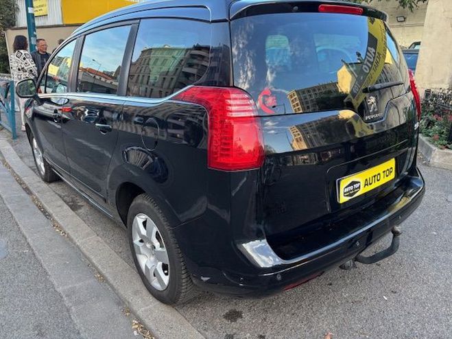 Peugeot 5008 1.6 BLUEHDI 120CH ACTIVE BUSINESS S&S 7P NOIR de 2017