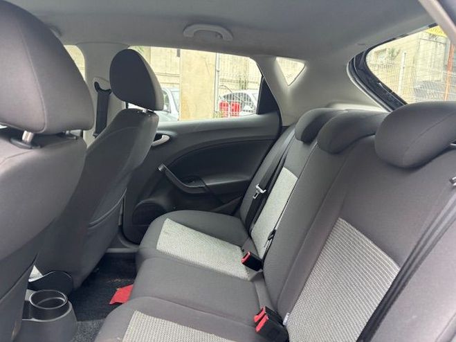 Seat Ibiza 1.6 TDI90 FAP STYLE 5P GRIS de 2009