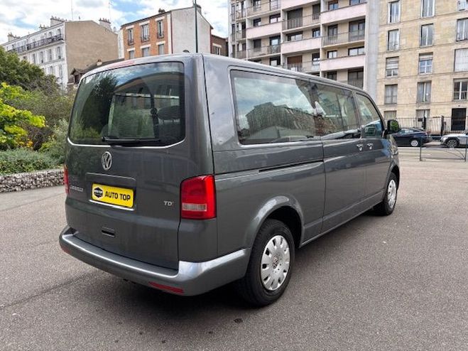 Volkswagen Caravelle 2.0 TDI 140CH BLUEMOTION TECHNOLOGY FAP  GRIS F de 2012