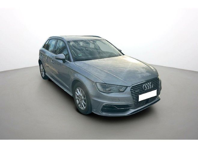 Audi A3 1.4 TFSI 125 e-TRON S tronic 7 Gris Clair de 2016