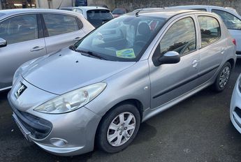  Voir détails -Peugeot 206 1.4 HDI FAP TRENDY EURO5 5P à Alenon (61)