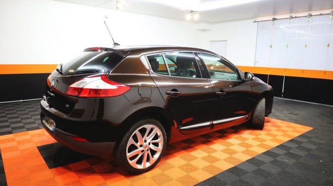 Renault Megane III 1.5 DCI 110CH ENERGY BOSE ECO Marron de 2014