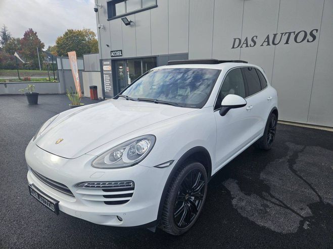 Cliquer pour voir la photo suivante Porsche Cayenne 3.0 TDI V6 245cv Tiptronic S BLANC de 2013