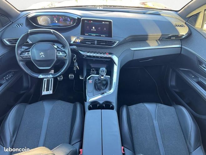 Peugeot 3008 GENERATION-II 1.6 BLUEHDI 120 CH GT LINE Rouge de 2017