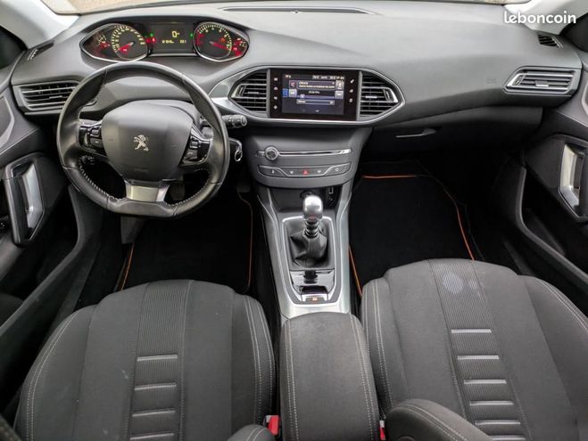 Peugeot 308 GENERATION-II 1.2 PURETECH 130CH ACTIVE  Noir de 2014