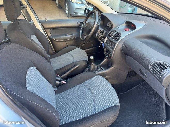 Peugeot 206 Grand Filou 1.1 ESSENCE 60CH Bleu de 2004