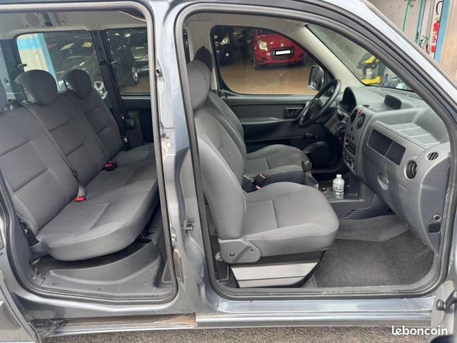 Citroen Berlingo First 1.4 essence 75ch Gris de 2009