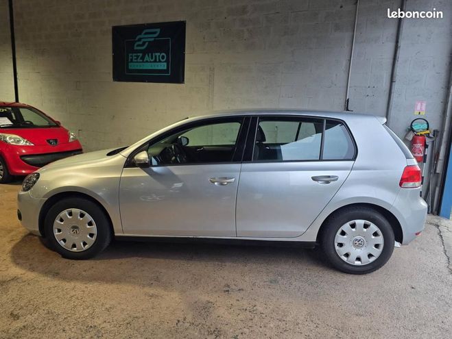 Volkswagen Golf VI Trendline 1.2 TSI 85CV Gris de 2011