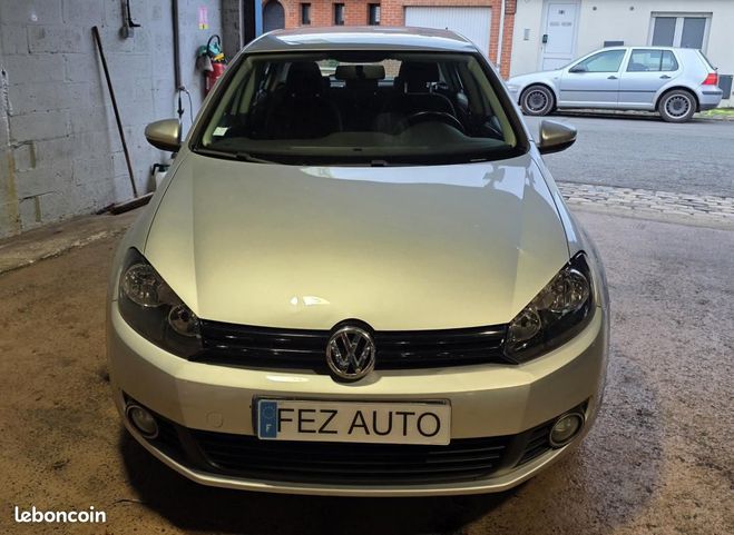Volkswagen Golf VI Trendline 1.2 TSI 85CV Gris de 2011