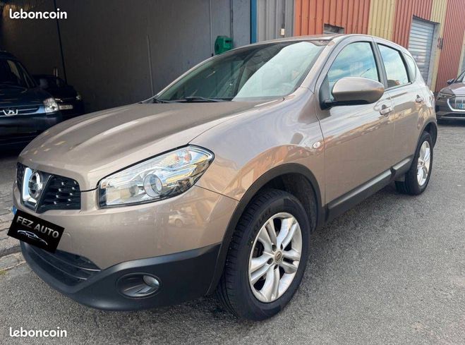 Nissan Qashqai Visia 1.5 DCI 106CH Marron de 2010