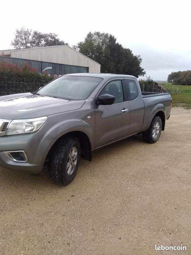 Nissan Navara (4) King-Cab 2.3 dCi 160 ACENTA Gris de 2019