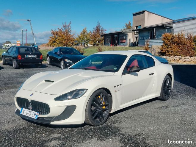 Maserati Coupe Granturismo mc stradale 460 cv Blanc de 2015