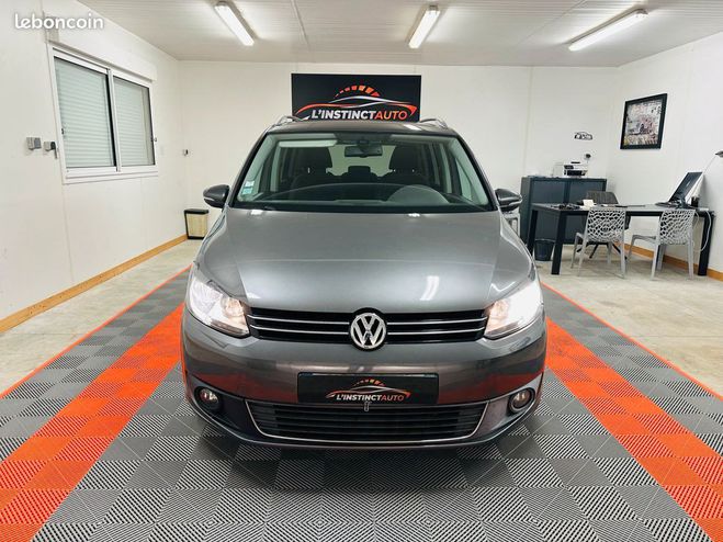 Volkswagen Touran 1.6 Confortline Gris de 2011