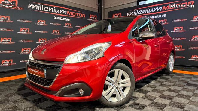 Peugeot 208 signature 1.2 vti 82 cv garantie 6 mois Rouge de 2019