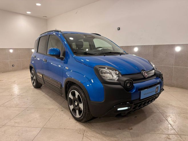 Cliquer pour voir la photo suivante Fiat Panda 70cv hybrid Pandina 12/2024 1900kms BLEU de 2024