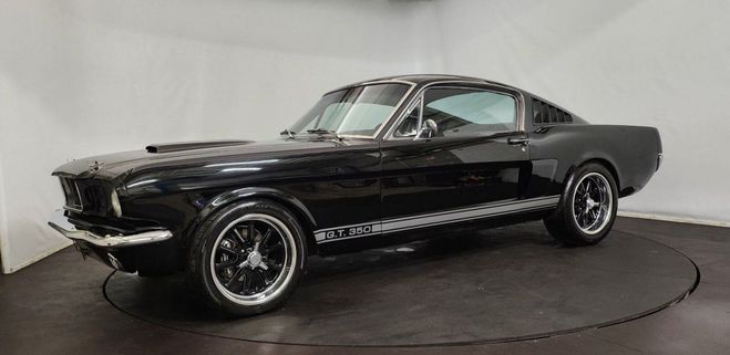Ford Mustang Fastback Noir de 1965