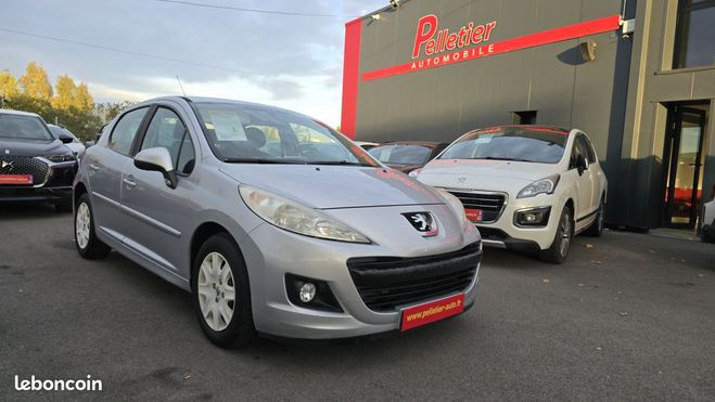 Peugeot 207 1.4 HDi 68ch FAP BLUE LION Gris de 2013