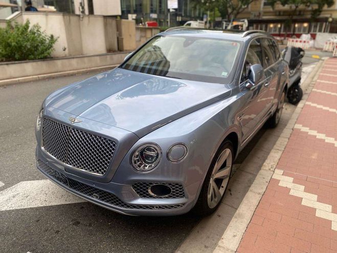 Cliquer pour voir la photo suivante Bentley Bentayga V8 4.0 550 ch BVA Bleu de 2020