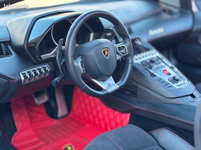 Lamborghini Aventador roadster 6.5 v12 lp 700-4 Noir de 2015