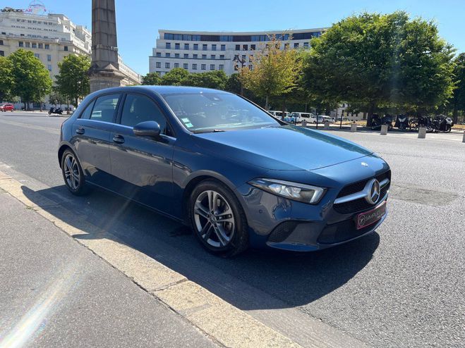 Cliquer pour voir la photo suivante Mercedes Classe A BUSINESS 200 7G-DCT Line Bleu de 2019