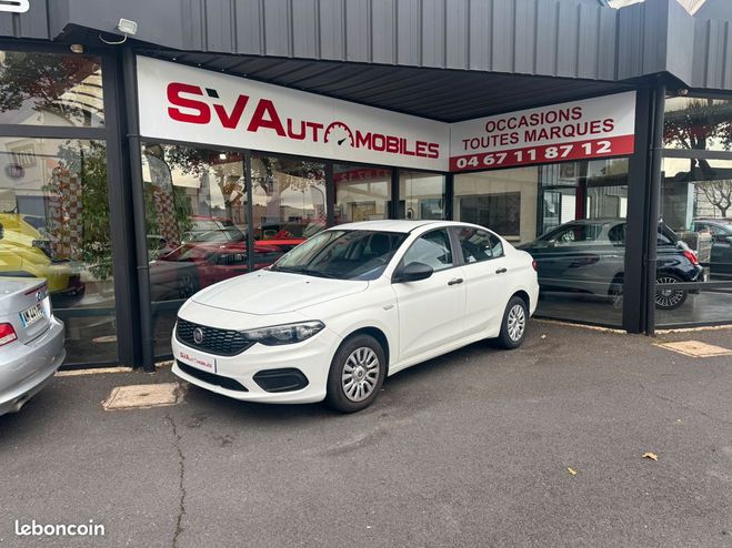 Cliquer pour voir la photo suivante Fiat Tipo II 1.4 95ch 4p Blanc de 2018