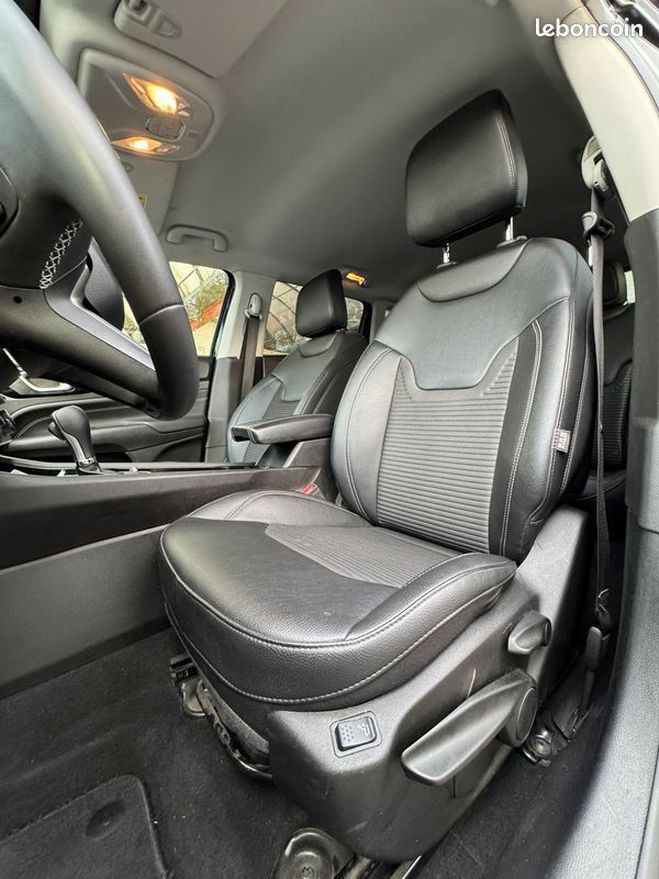 Jeep Compass II T4 190ch PHEV 4xe Limited eAWD Noir de 2021