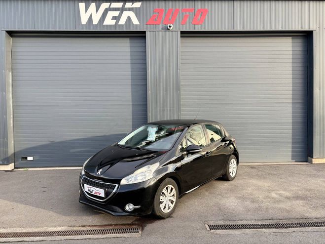 Cliquer pour voir la photo suivante Peugeot 208 1.4 HDi FAP Active 5p NOIR de 2012