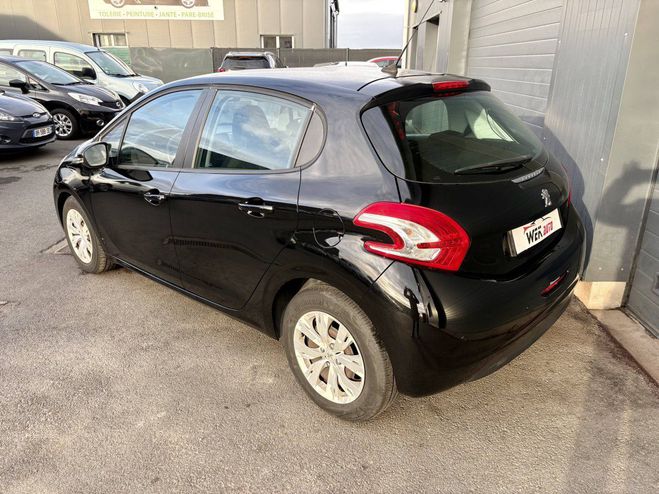 Peugeot 208 1.4 HDi FAP Active 5p NOIR de 2012
