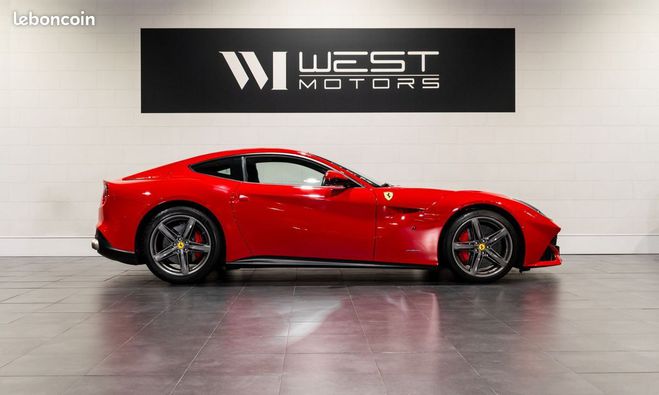 Ferrari F12 Berlinetta V12 6.3 740 FRANCAISE Carbone Rouge de 2014