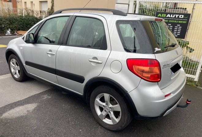 Suzuki SX4 1.6 VVT GLX  de 2010
