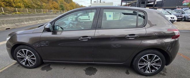 Peugeot 308 II (T9) 1.6i 125cv Active   de 2013