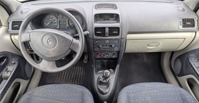 Renault Clio  2 1.2i 60cv Authentique  de 2002