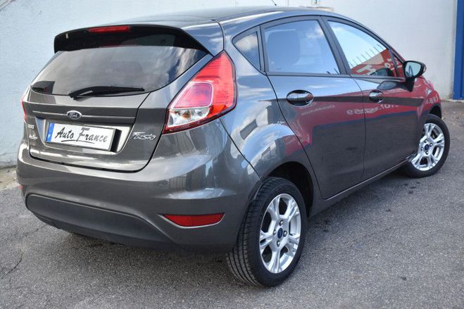 Ford Fiesta 1.0 ECOBOOST 100CH STOP&START BUSINESS 5 GRIS F de 2016
