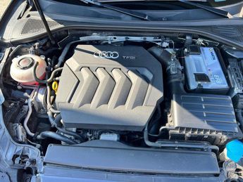  Voir détails -Audi A3 Sportback 2.0 TFSI 190CH S LINE S TRONIC à  Le Pont-de-Claix (38)