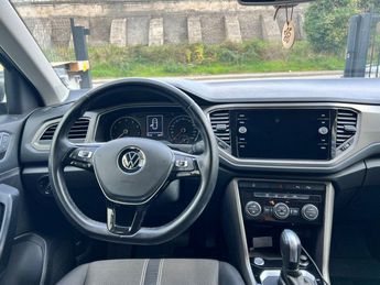  Voir détails -Volkswagen T Roc 1.5 TSI EVO 150CH LOUNGE DSG7 S&S à  Le Pont-de-Claix (38)
