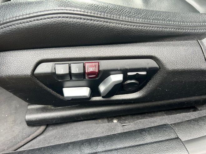 BMW Serie 3 (F30) 320DA XDRIVE 190CH M SPORT PACK M  Gris F de 2019