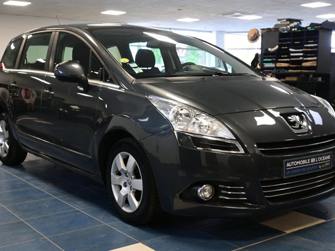 Peugeot 5008 2.0 HDi 150ch FAP BVM6 Premium 7pl Gris de 2011