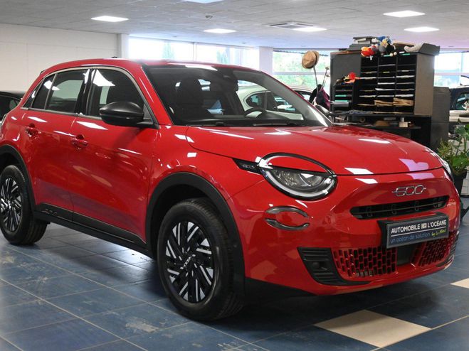 Fiat 600 1.2 Hybrid 100ch DCT6 Rouge de 2024