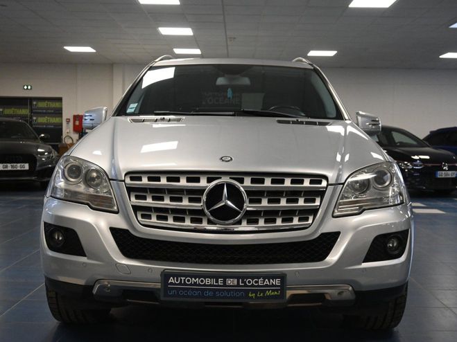 Mercedes Classe ML M 300 CDI BlueEfficiency A Gris de 2011
