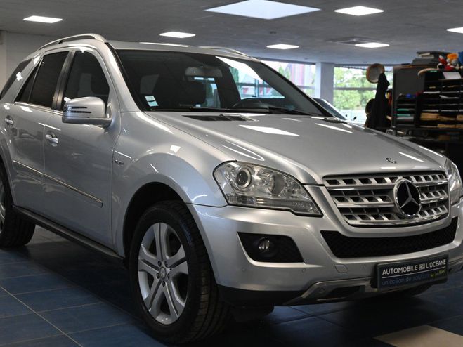 Mercedes Classe ML M 300 CDI BlueEfficiency A Gris de 2011